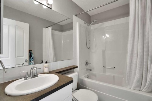 62 Prestwick Landing Se, Calgary, AB 