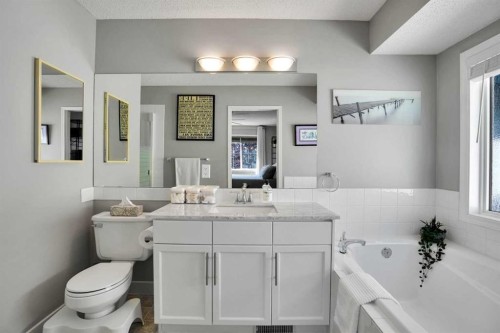 62 Prestwick Landing Se, Calgary, AB 