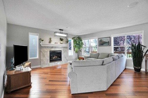 62 Prestwick Landing Se, Calgary, AB 