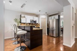 8-2132 35 Avenue SW Calgary, AB T2T 2E3