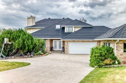 63 Blueridge Close  Rural Rocky View County, AB T3L 2P4