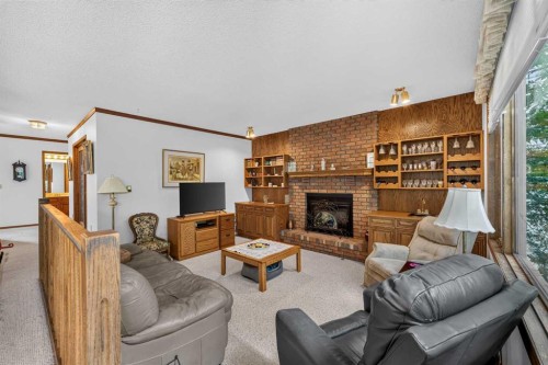 232 Hawkview Manor Circle Nw, Calgary, AB 