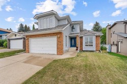 232 Hawkview Manor Circle NW Calgary, AB T3G 3E5