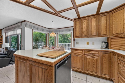 232 Hawkview Manor Circle Nw, Calgary, AB 