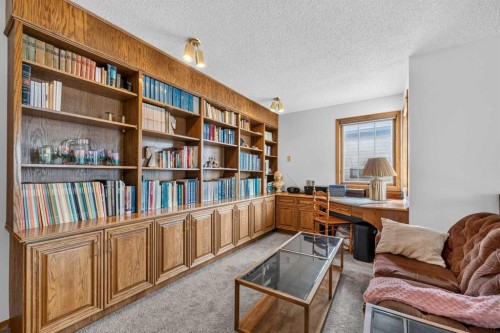 232 Hawkview Manor Circle Nw, Calgary, AB 