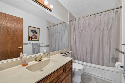 232 Hawkview Manor Circle Nw, Calgary, AB 