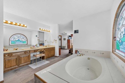 232 Hawkview Manor Circle Nw, Calgary, AB 