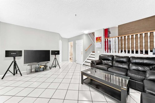131 Applewood Drive Se, Calgary, AB 