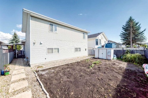 131 Applewood Drive Se, Calgary, AB 