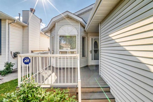 131 Applewood Drive Se, Calgary, AB 