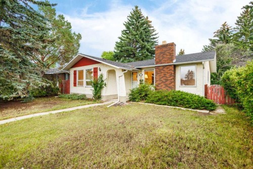 112 Silverthorn Road Nw, Calgary, AB 