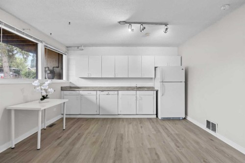 3910 12 Avenue Sw, Calgary, AB 