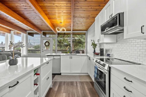 3910 12 Avenue Sw, Calgary, AB 