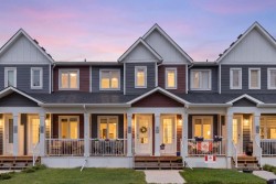 426 13 Avenue NECalgary, AB T2E 1C2