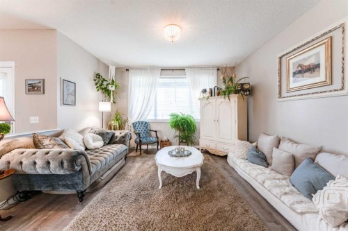 643 Everridge Drive Sw, Calgary, AB 