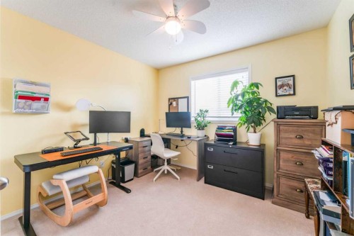 643 Everridge Drive Sw, Calgary, AB 