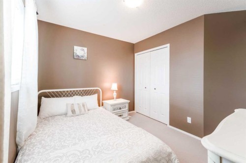 643 Everridge Drive Sw, Calgary, AB 