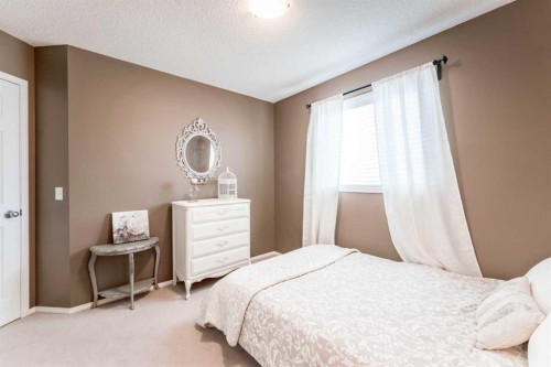 643 Everridge Drive Sw, Calgary, AB 