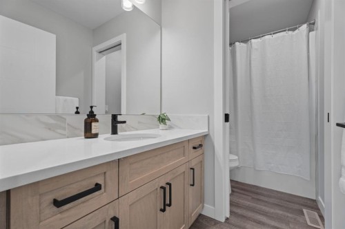 75 Birch Glen, Okotoks, AB 
