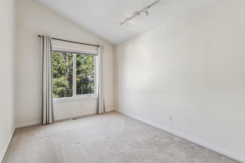16 Varsity Estates Gardens Nw, Calgary, AB 