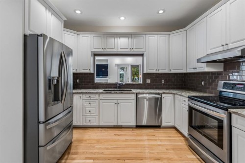 16 Varsity Estates Gardens Nw, Calgary, AB 