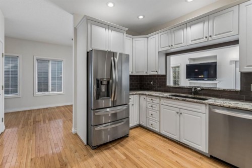 16 Varsity Estates Gardens Nw, Calgary, AB 