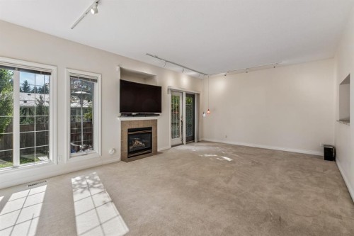 16 Varsity Estates Gardens Nw, Calgary, AB 