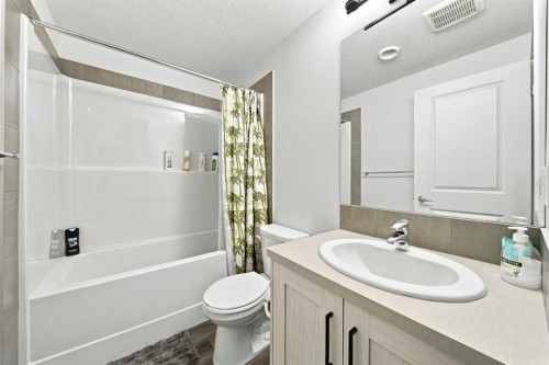 223 Savanna Way Ne, Calgary, AB 
