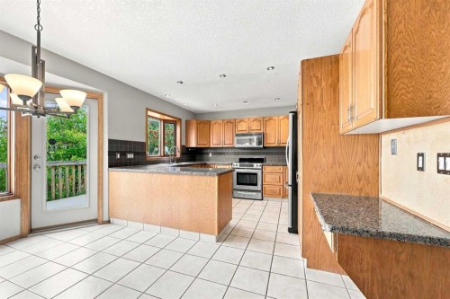 361 Santana Bay Nw, Calgary, AB 