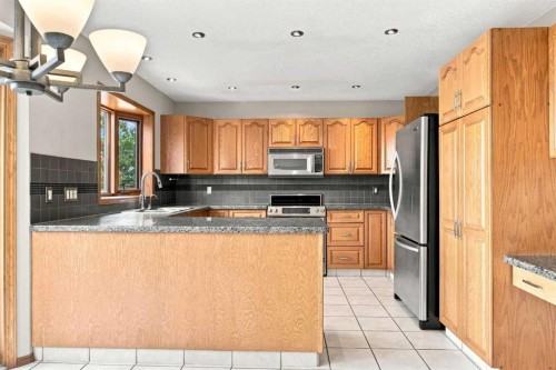 361 Santana Bay Nw, Calgary, AB 