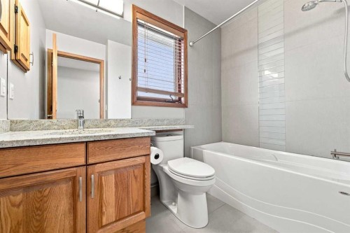 361 Santana Bay Nw, Calgary, AB 