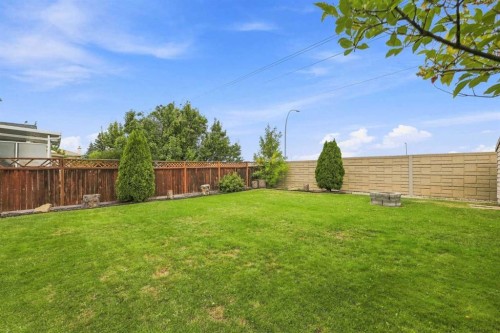 361 Santana Bay Nw, Calgary, AB 