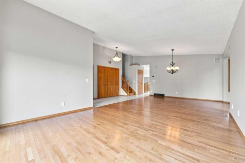 361 Santana Bay Nw, Calgary, AB 