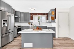 42 Rundlelawn Close NE Calgary, AB T1Y 3J3
