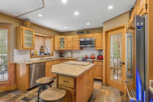 187 Hampshire Close Nw, Calgary, AB 