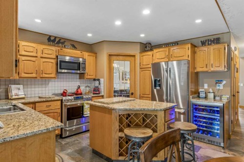 187 Hampshire Close Nw, Calgary, AB 