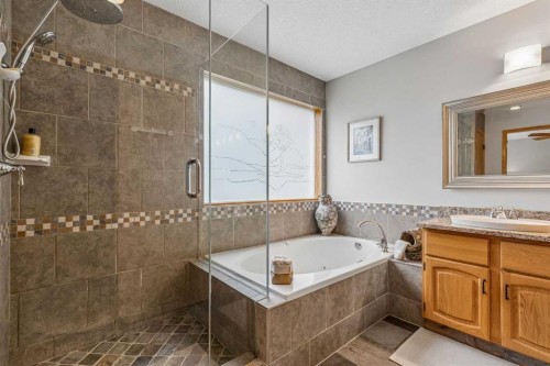 187 Hampshire Close Nw, Calgary, AB 