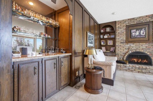 336 Pump Hill Crescent Sw, Calgary, AB 