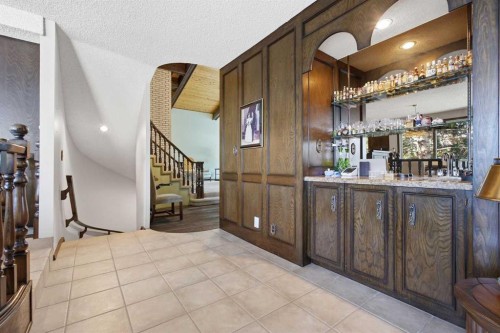 336 Pump Hill Crescent Sw, Calgary, AB 