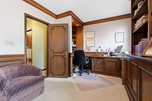 336 Pump Hill Crescent Sw, Calgary, AB 