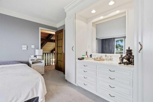 336 Pump Hill Crescent Sw, Calgary, AB 