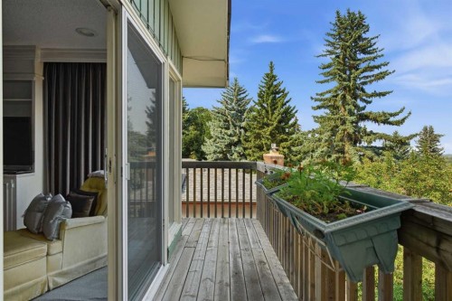 336 Pump Hill Crescent Sw, Calgary, AB 