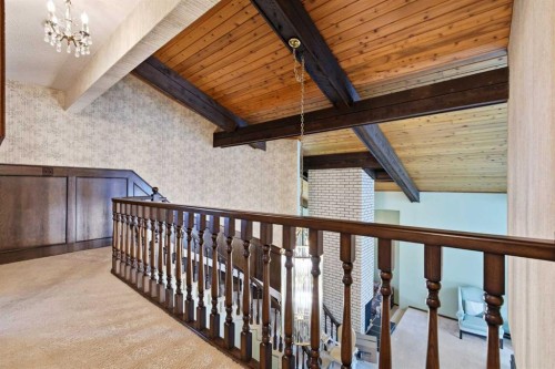 336 Pump Hill Crescent Sw, Calgary, AB 