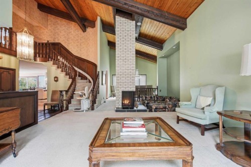 336 Pump Hill Crescent Sw, Calgary, AB 