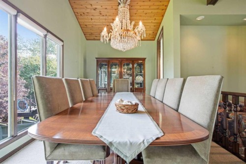 336 Pump Hill Crescent Sw, Calgary, AB 