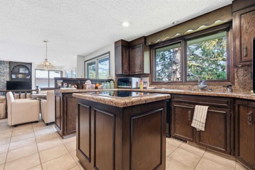 336 Pump Hill Crescent Sw, Calgary, AB 