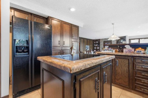 336 Pump Hill Crescent Sw, Calgary, AB 