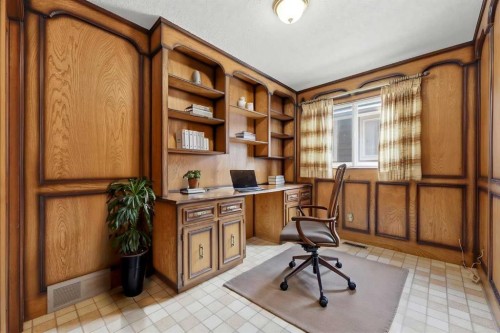 480 Berkley Crescent Nw, Calgary, AB 
