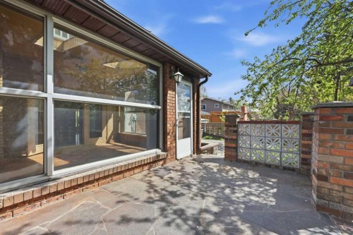 480 Berkley Crescent Nw, Calgary, AB 