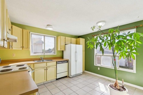 175 Castleridge Drive Ne, Calgary, AB 